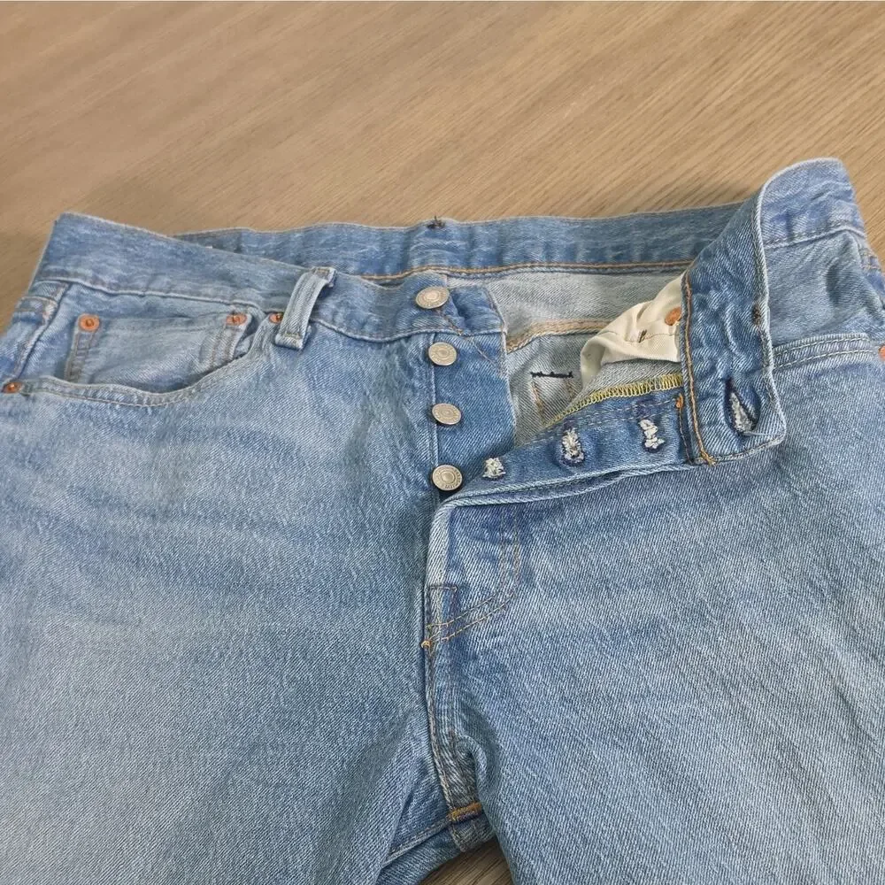 Levi's BIG E Men's Regular Fit Straight Jeans Blue Light Wash Buttom Up 33x34